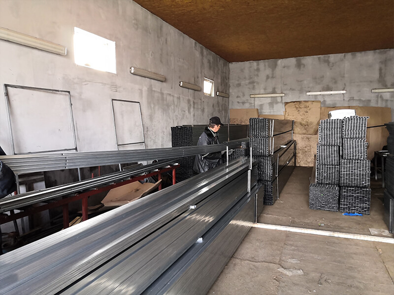 Производство